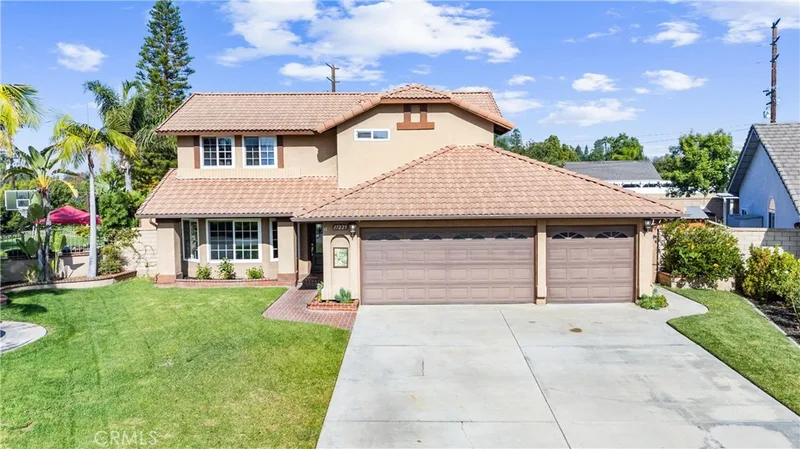 17225 Orange Blossom Ln, Yorba Linda, CA 92886
