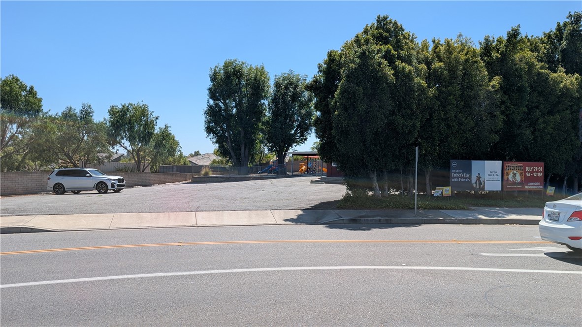 18132 Yorba Linda, Yorba Linda CA 92886 - photo 3
