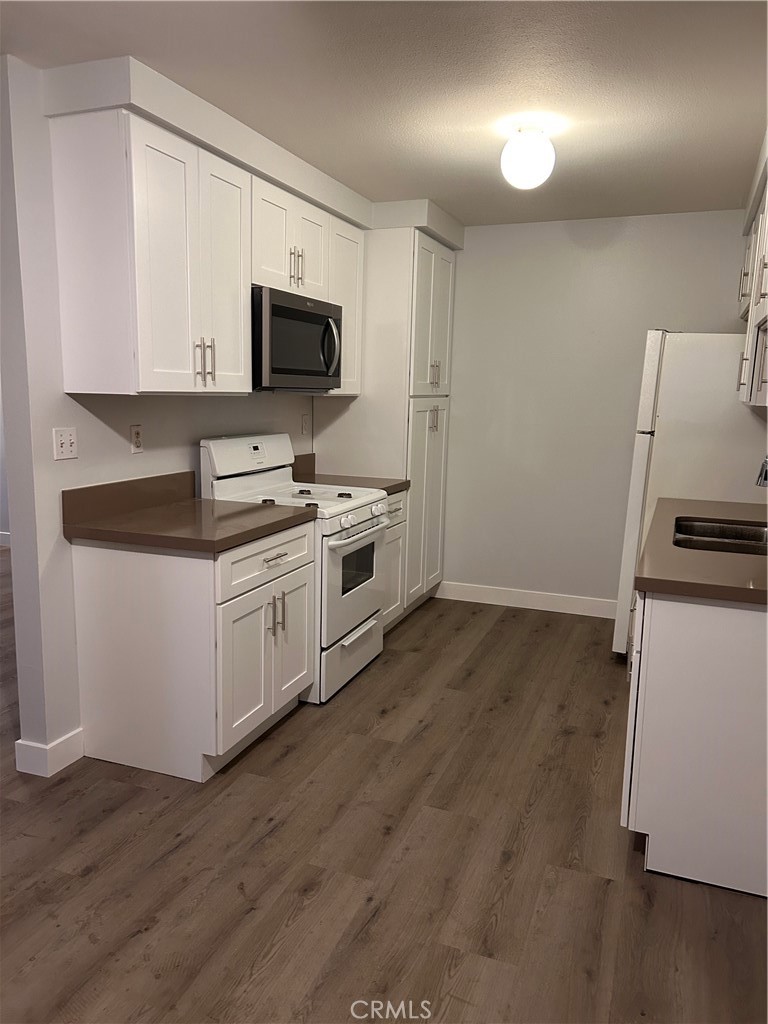 18182 Mandarin, Yorba Linda CA 92886 - photo 1