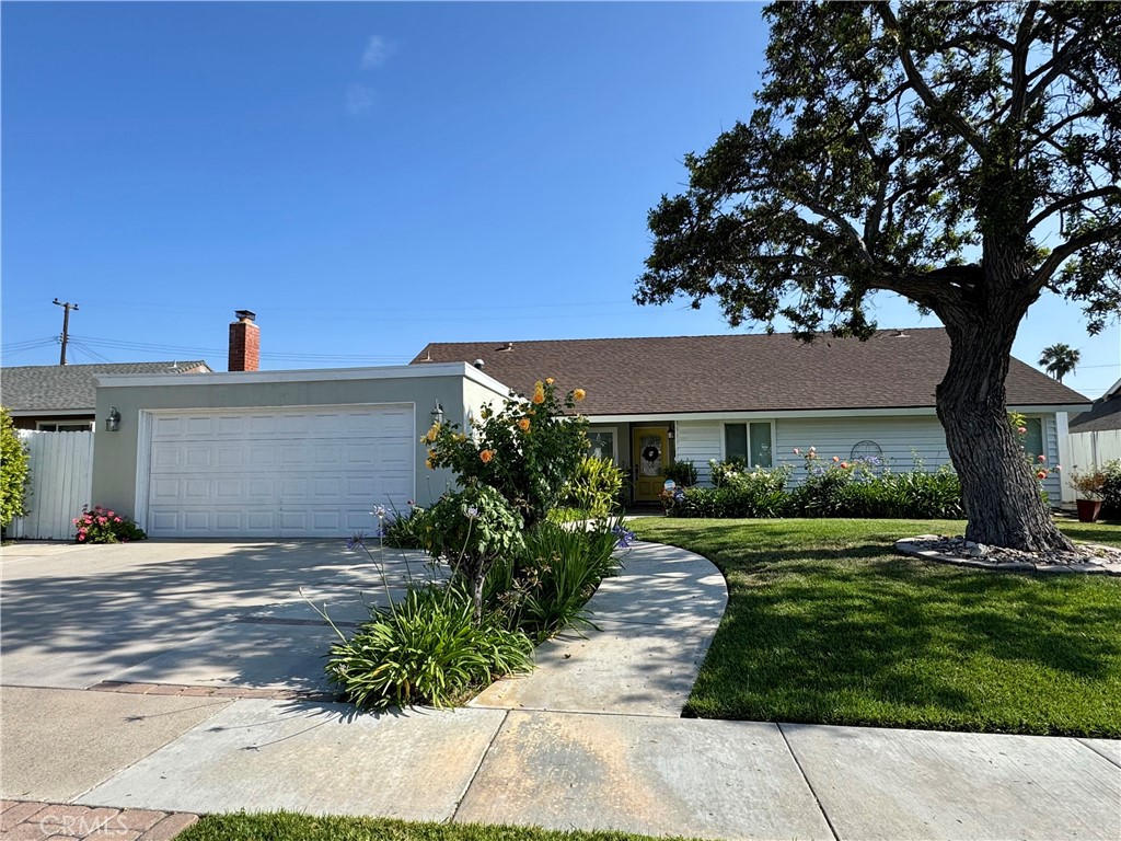 18572 Avolinda, Yorba Linda CA 92886 - photo 1
