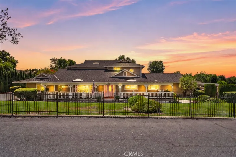 18880 Via Sereno, Yorba Linda, CA 92886