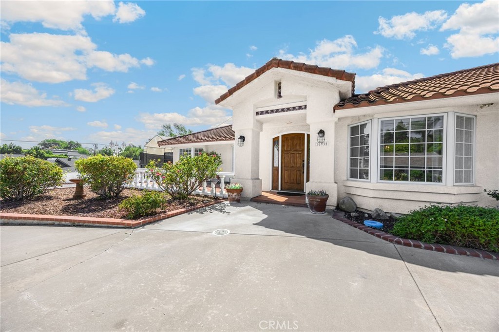 18932 Via Sereno, Yorba Linda CA 92886 - photo 4