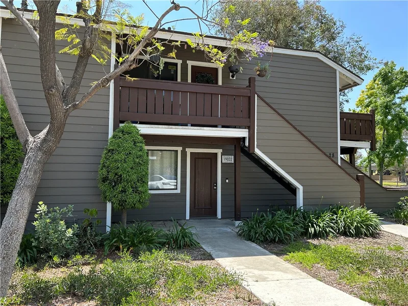 19032 Alamo, Yorba Linda, CA 92886