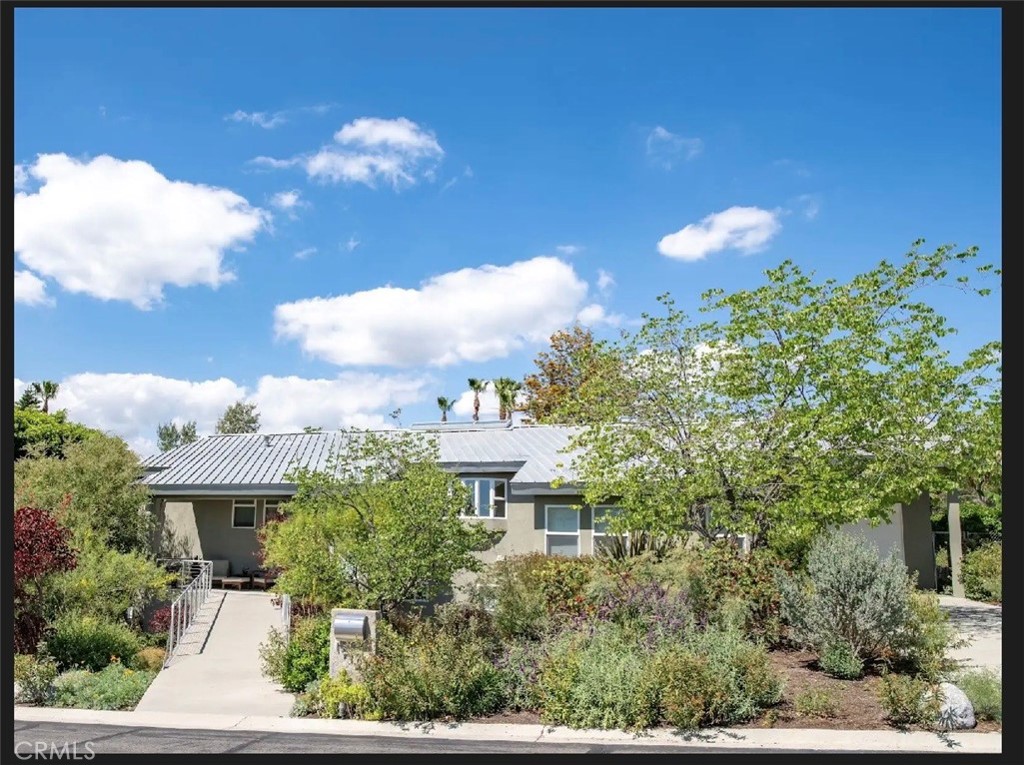 Beautifull all in Bloom Photo! - 19121 La Pradera, Yorba Linda CA 92886 - photo 1