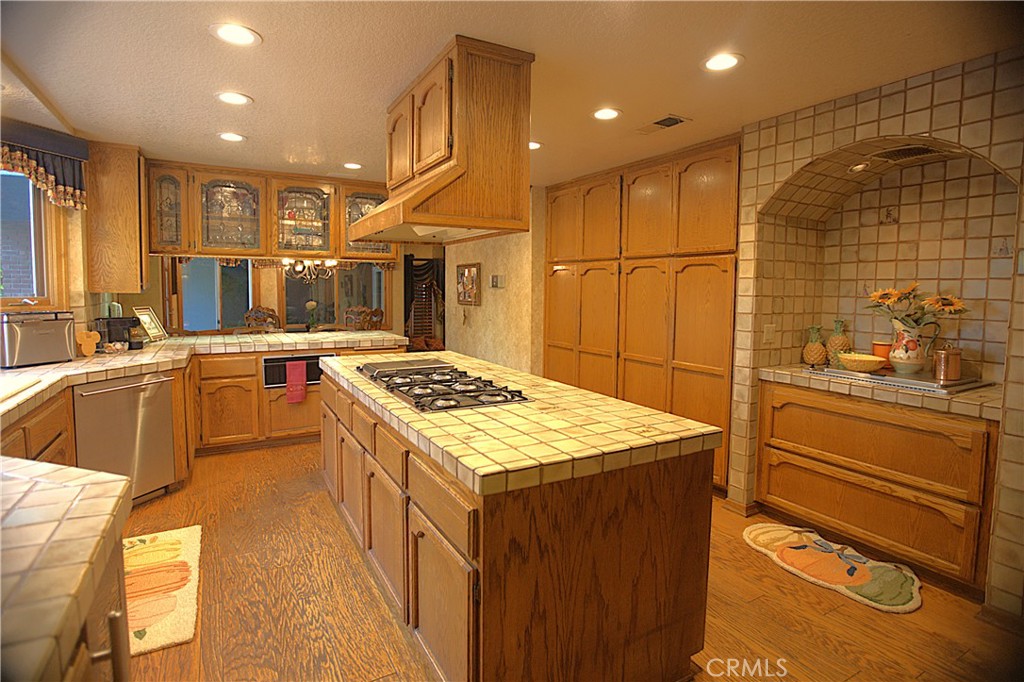 19205 Palm Vista, Yorba Linda CA 92886 - photo 18