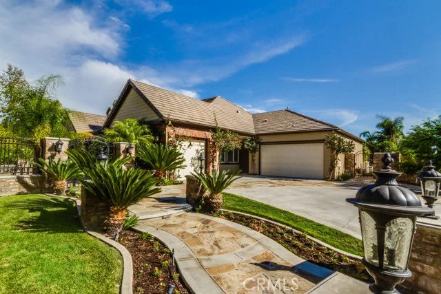 19244 Falabella, Yorba Linda, CA 92886