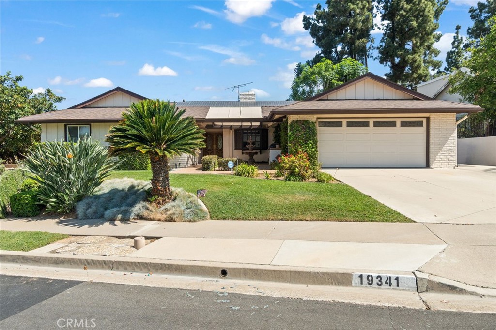 19341 Willowbrook, Yorba Linda CA 92886 - photo 1
