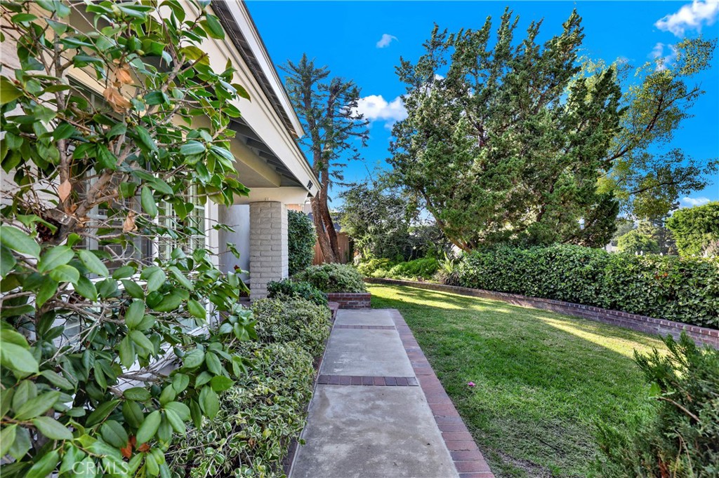 19412 Shadow Hill, Yorba Linda CA 92886 - photo 14