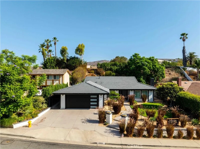 19851 Malaga Lane, Yorba Linda, CA 92886