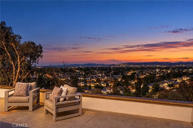 19931 Crestknoll, Yorba Linda