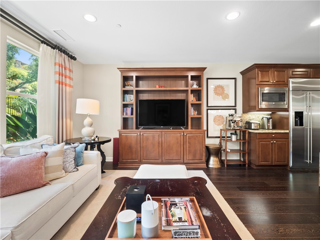 20365 Chianti Court, Yorba Linda CA 92886 - photo 2