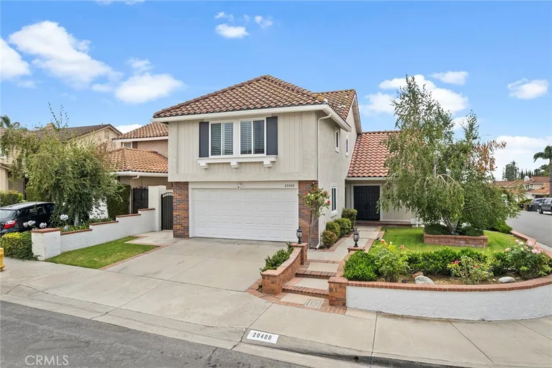 20400 Via Navarra, Yorba Linda, CA 92886