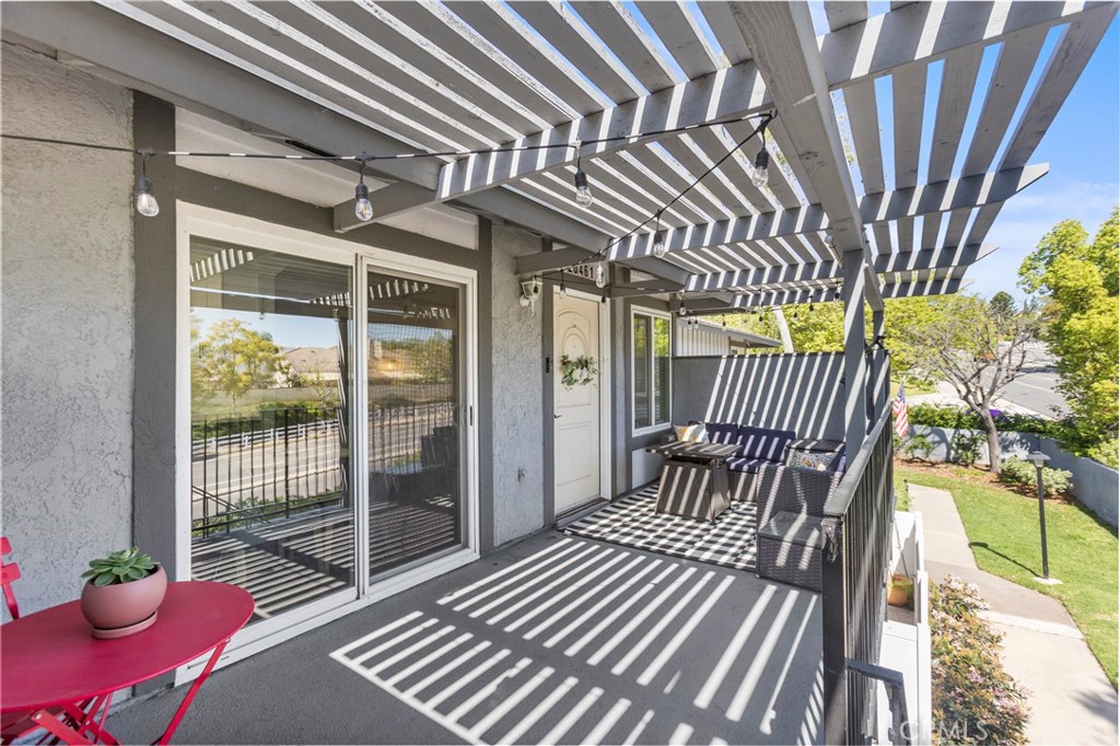 20461 Elm Hill, Yorba Linda CA 92886 - photo 2