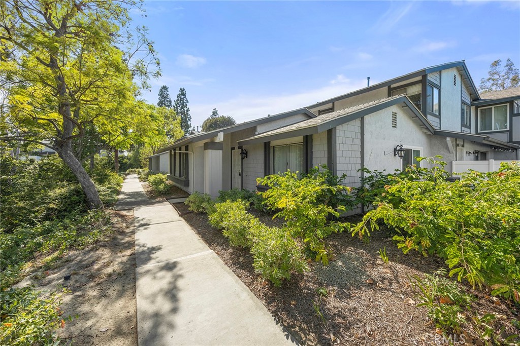 20480 Elm Hill, Yorba Linda CA 92886 - photo 1