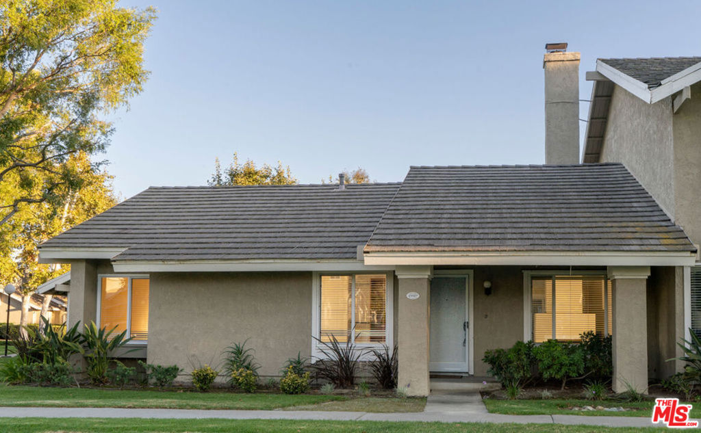 21127 Via Santiago, Yorba Linda CA 92887 - photo 1