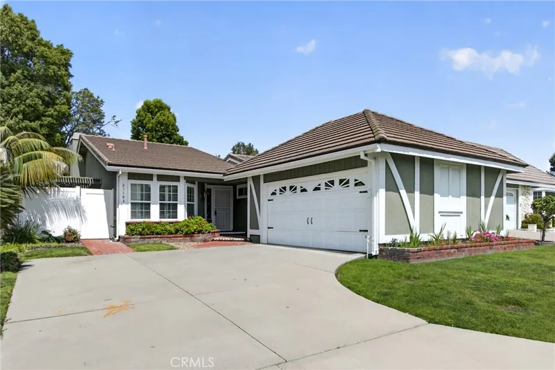 21183 Via Este, Yorba Linda