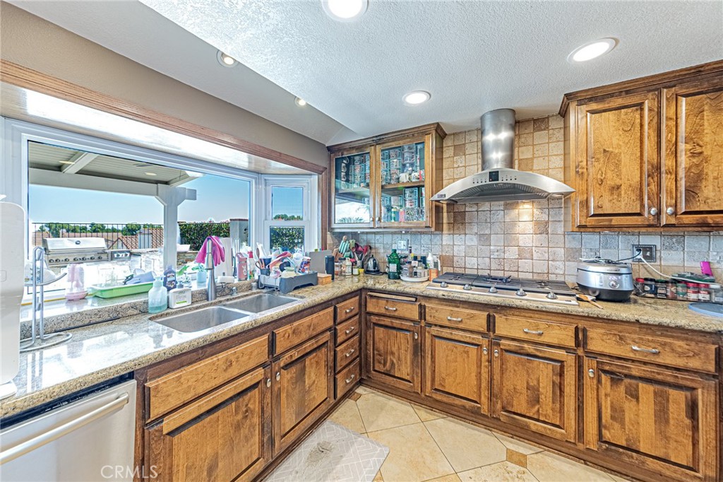 21460 Via Espana, Yorba Linda CA 92886 - photo 10