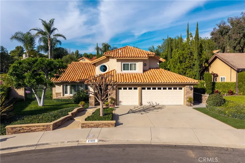 21695 Todd, Yorba Linda, CA 92887
