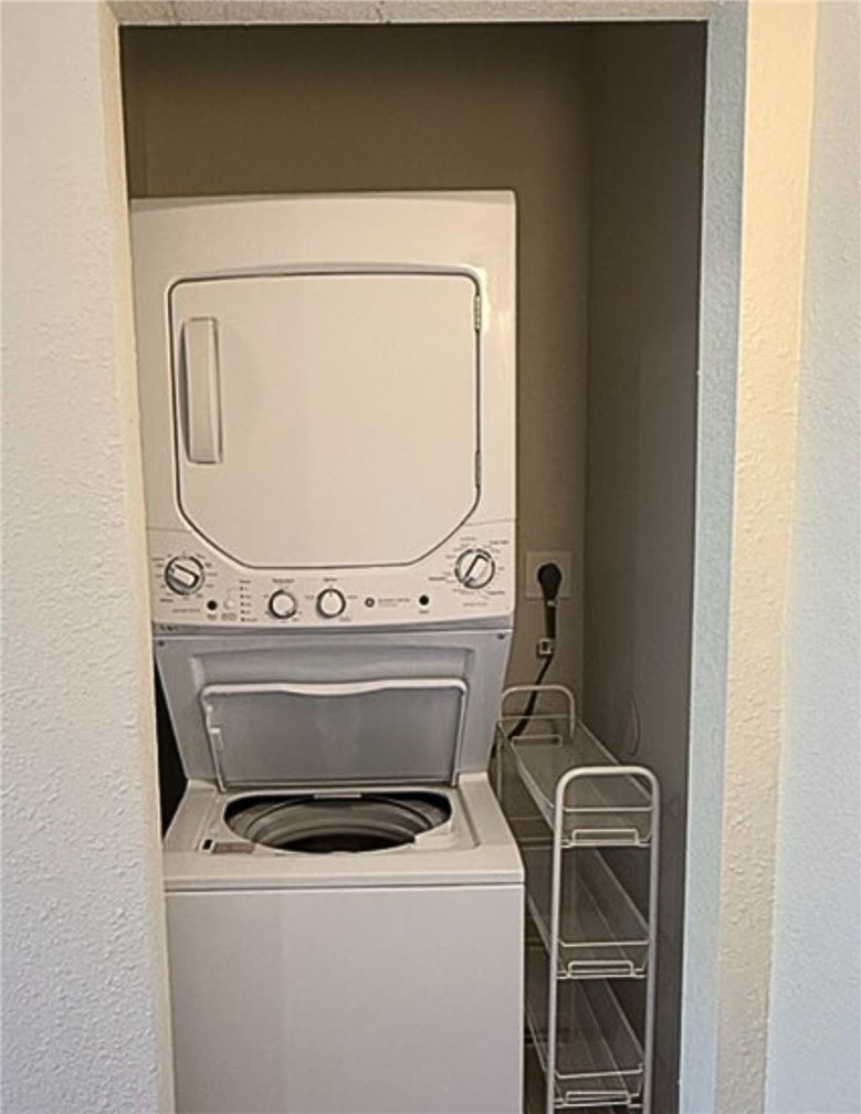 In unit laundry--What a bonus!! - 25520 Aragon JR ADU, Yorba Linda CA 92887 - photo 8