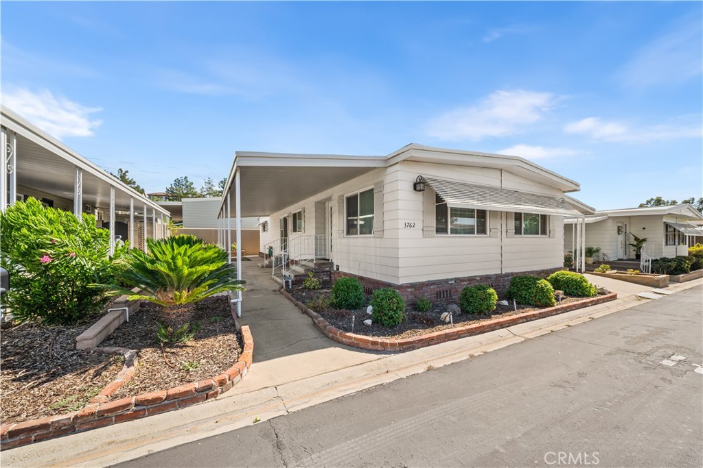 3762 Lake Crest, Yorba Linda CA 92886 - photo 2