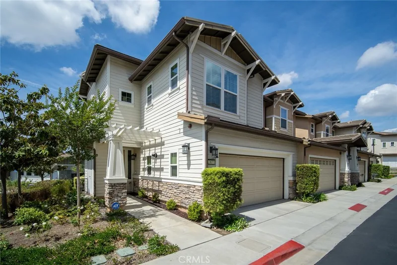 3877 Par, Yorba Linda