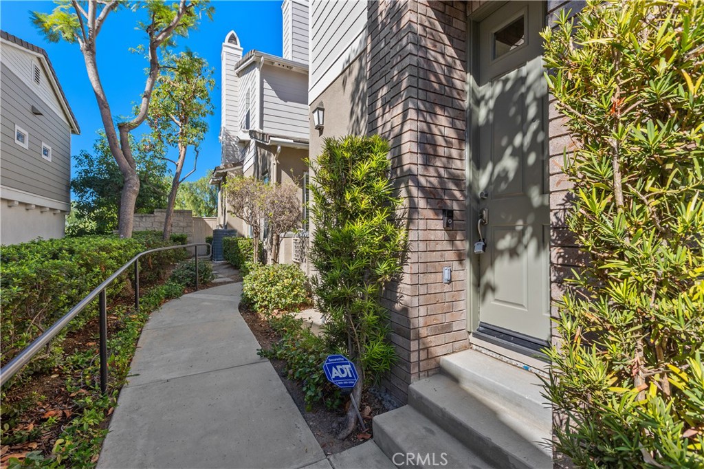 3987 Balmoral, Yorba Linda CA 92886 - photo 2