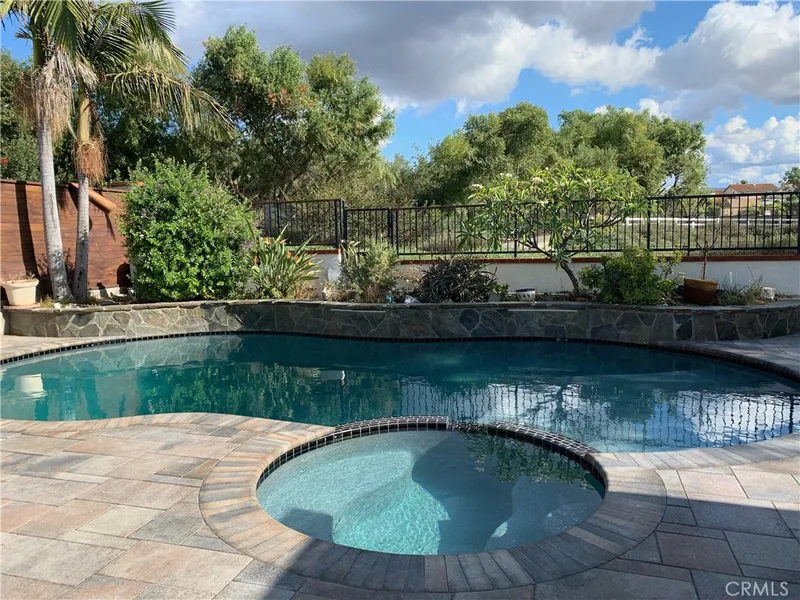 4372 Avenida Rio Del Oro, Yorba Linda