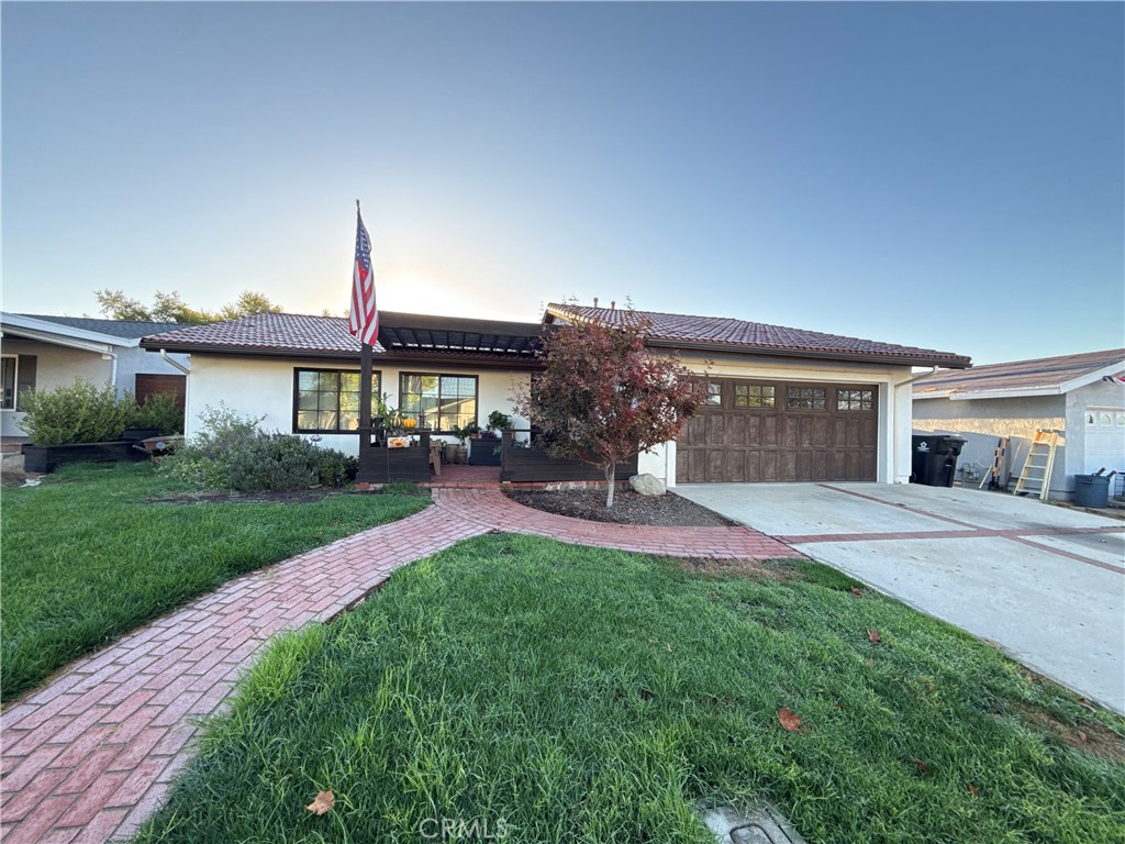 4372 Avenida Rio Del Oro, Yorba Linda CA 92886 - photo 2