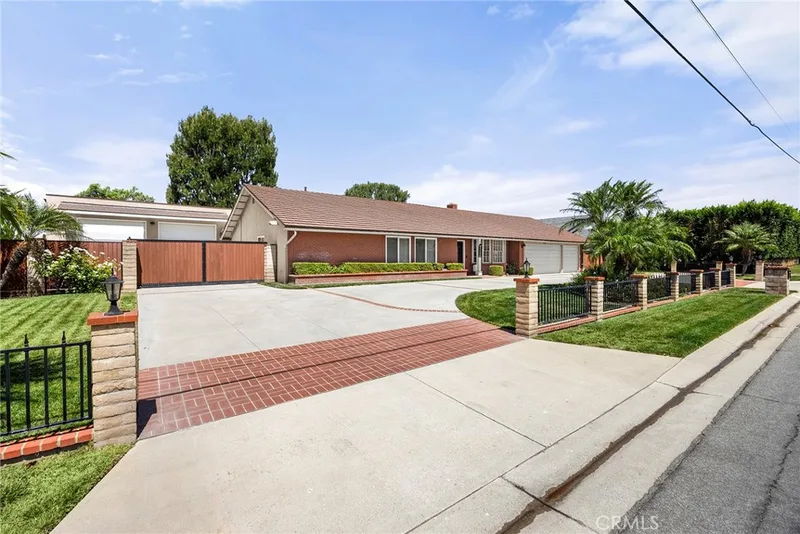 4501 Prospect, Yorba Linda, CA 92886
