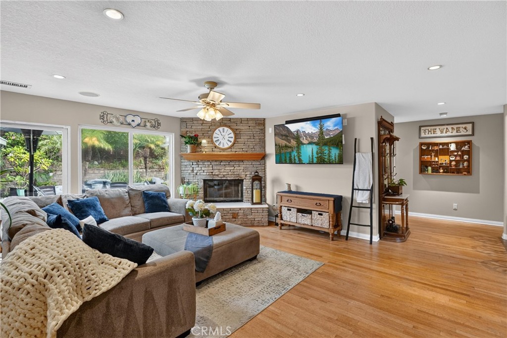 4536 Zella, Yorba Linda CA 92886 - photo 14