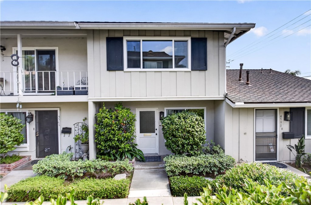 4588 Jamestown, Yorba Linda CA 92886 - photo 1