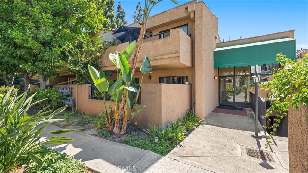 4788 Lakeview, Yorba Linda CA 92886 - photo 2