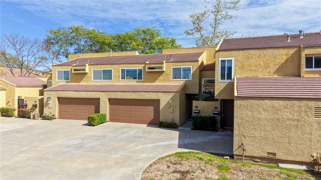 4842 Carmonita Lane, Yorba Linda CA 92886 - photo 1