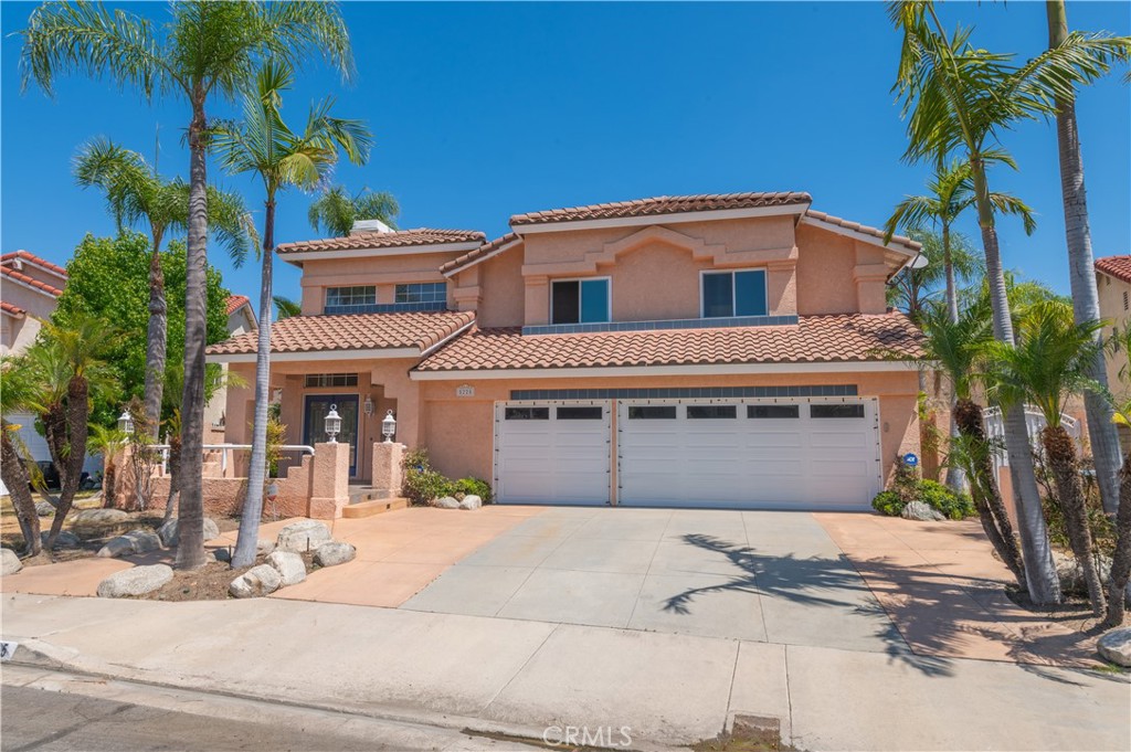 5225 Avenida De Kristine, Yorba Linda CA 92887 - photo 2