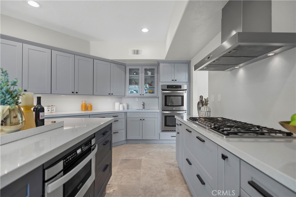 5415 Los Monteros, Yorba Linda CA 92887 - photo 18