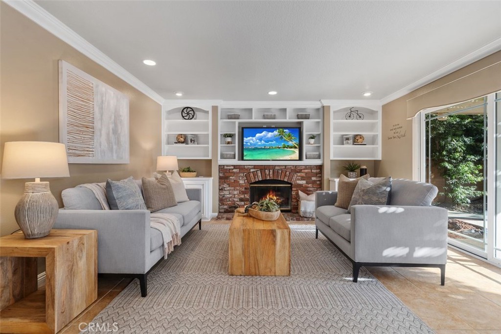 5425 Via Cervantes, Yorba Linda CA 92887 - photo 3