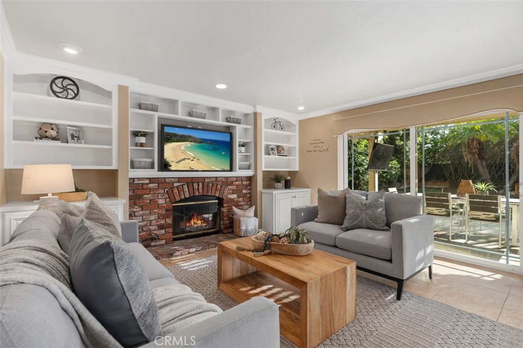5425 Via Cervantes, Yorba Linda CA 92887 - photo 10