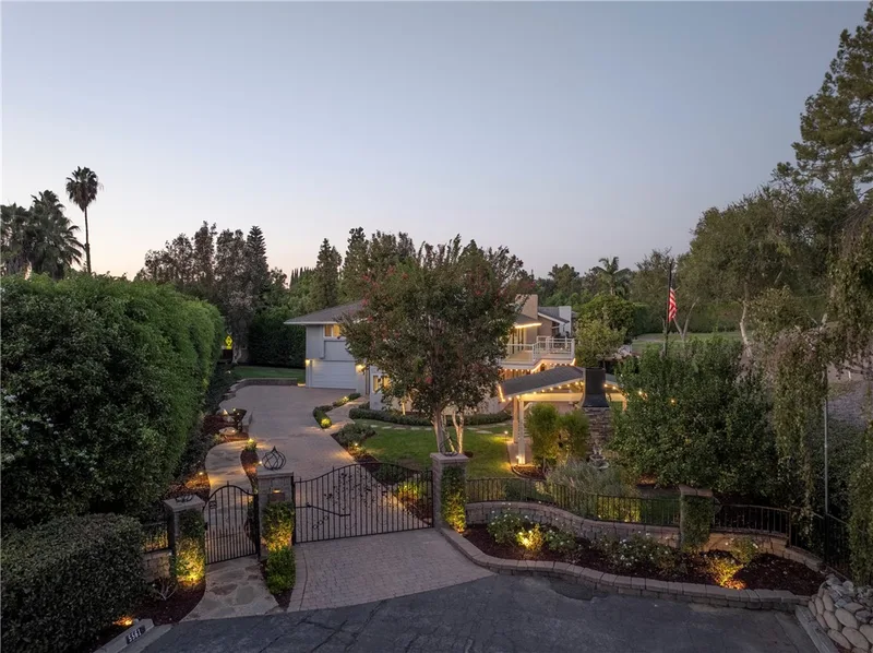 5561 Orchard, Yorba Linda, CA 92886