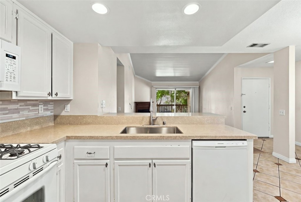 5706 Old Village, Yorba Linda CA 92887 - photo 5