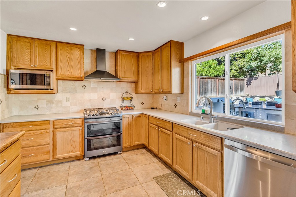 5967 Jacaranda Lane, Yorba Linda CA 92887 - photo 18