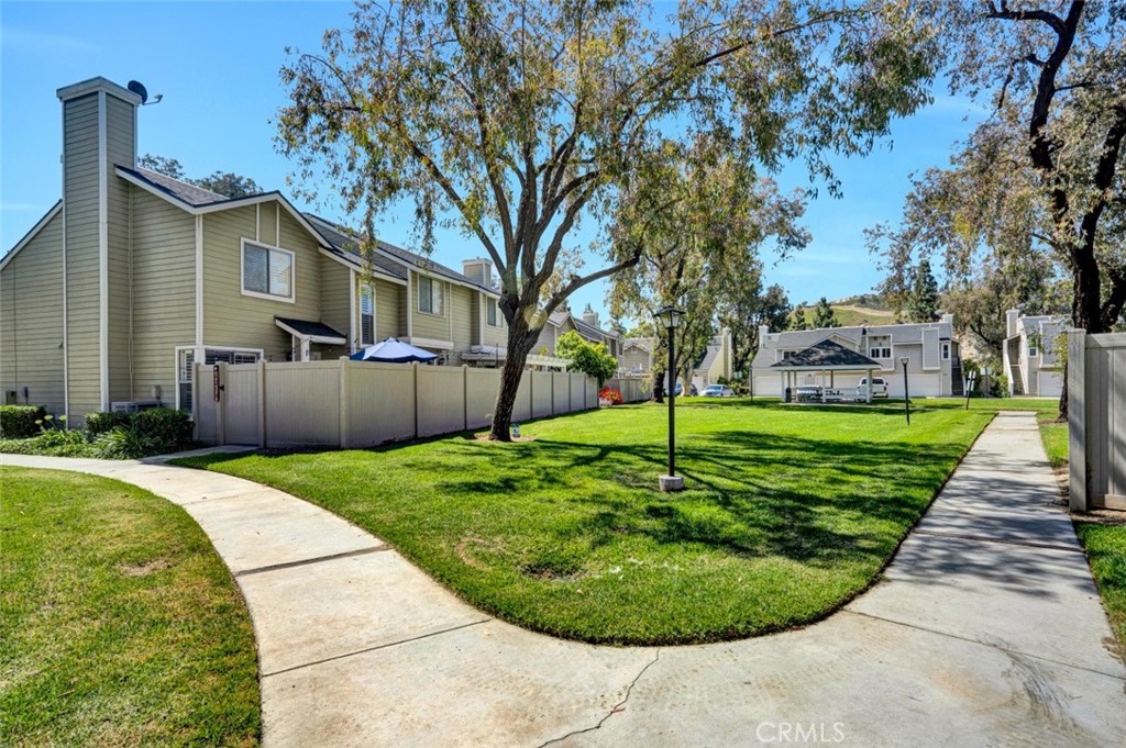Community Greenbelt - 6223 Newhaven Ct #122, Yorba Linda CA 92887 - photo 28