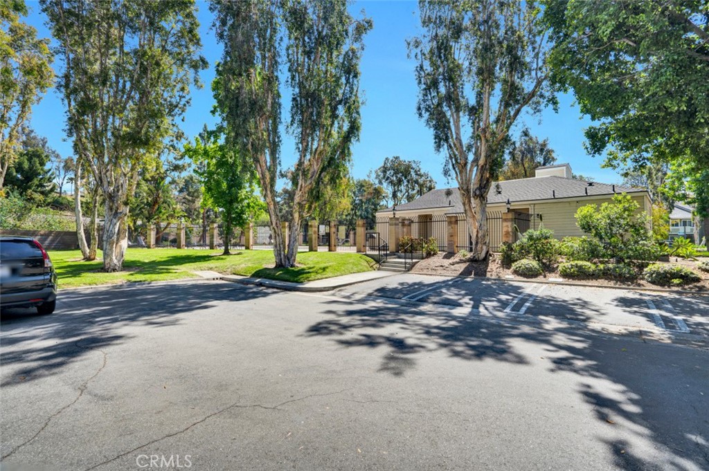 Community Pool - 6223 Newhaven Ct #122, Yorba Linda CA 92887 - photo 30