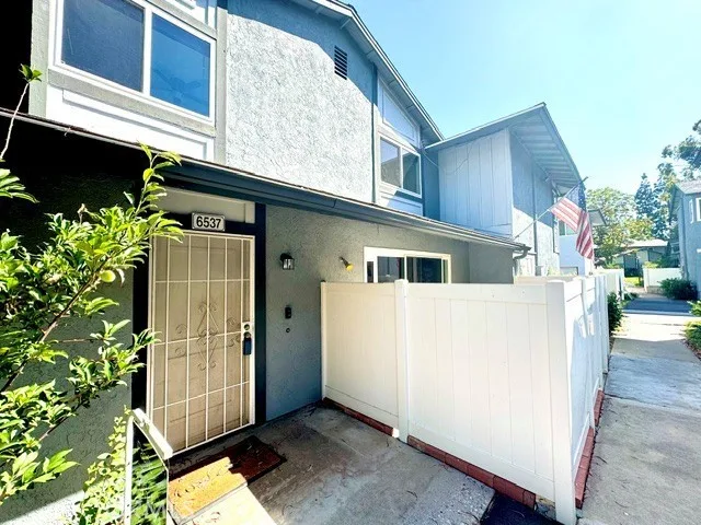 6537 Woodburn, Yorba Linda, CA 92886